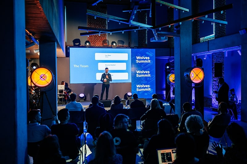 Launching Competitions or Workshops_CVPLANET