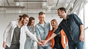 دور المهارات الاجتماعية في بيئة الجامعة والعمل_cvplanet
